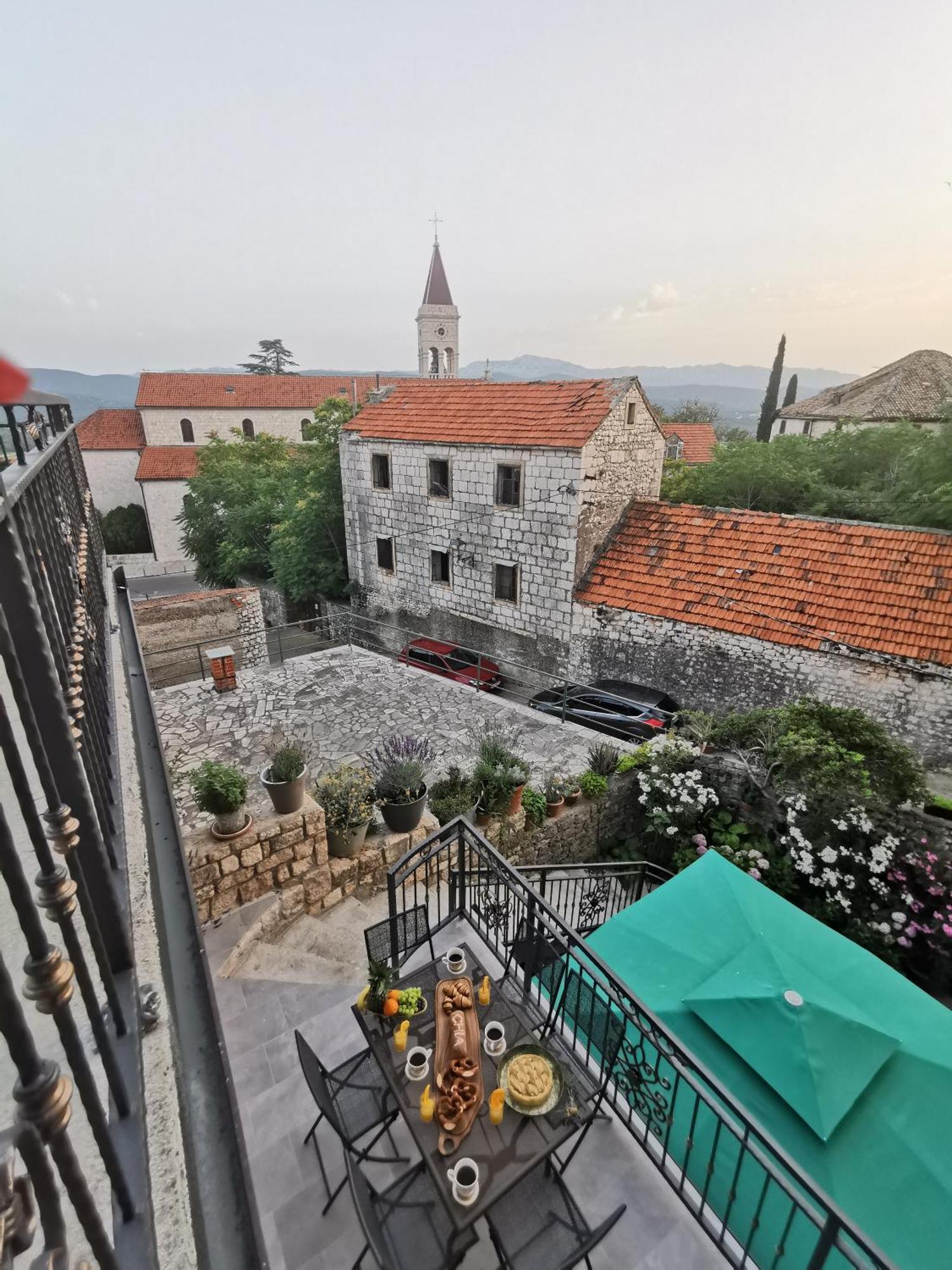 Apartmani Tripalo Imotski Rom bilde